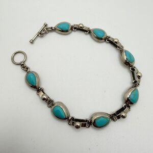8" Dyed Howlite, Southwestern style silver plated tennis bracelet w/ toggle!